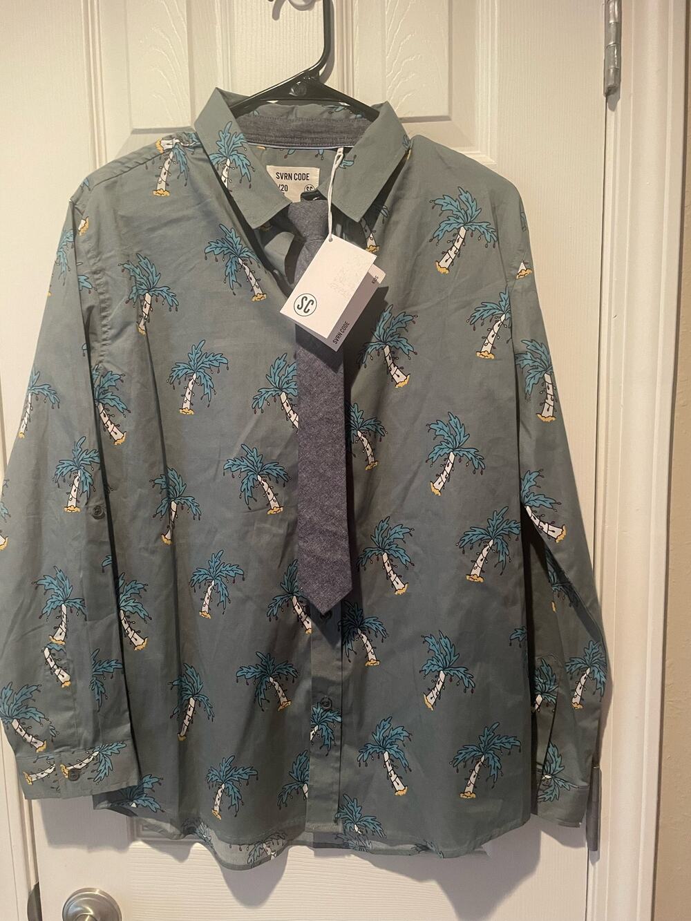 KIDS' PALM TREE BUTTON-UP SHIRT & TIE IN PALM LIGHTS/ DK SEA